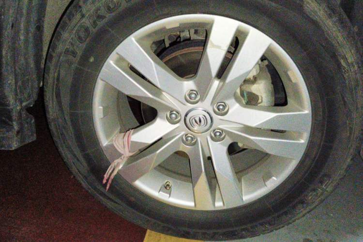 Used CHANGAN CS75 2016 1.8T Automatic Elite Model China V Standard Right Front Wheel Hub