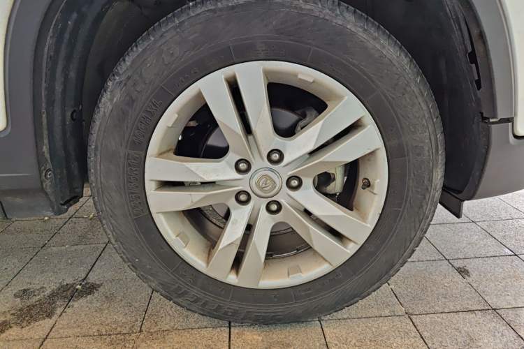 Used CHANGAN CS75 2016 1.8T Automatic Elite Model China V Standard Right Front Wheel Hub
