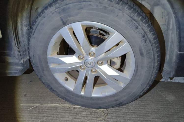 Used CHANGAN CS75 2016 2.0L Manual Luxury Version China V Standard Right Front Wheel Hub