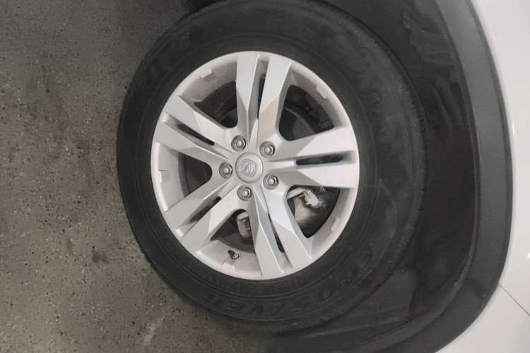 Used CHANGAN CS75 2016 1.8T Automatic Elite Model China V Standard Right Front Wheel Hub