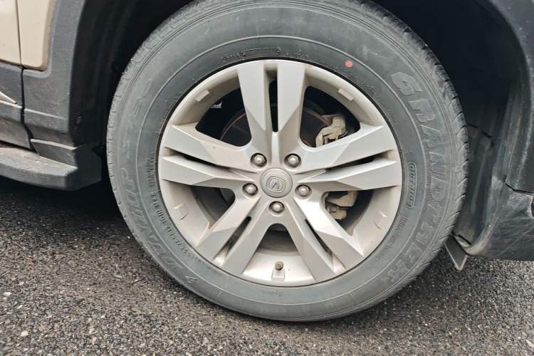 Used CHANGAN CS75 2016 1.8T Automatic Elite Model China V Standard Right Front Wheel Hub
