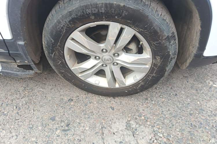 Used CHANGAN CS75 2016 1.8T Automatic Elite Model China V Standard Right Front Wheel Hub