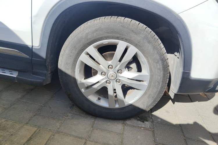 Used CHANGAN CS75 2016 1.8T Automatic Elite Model China IV Standard Right Front Wheel Hub