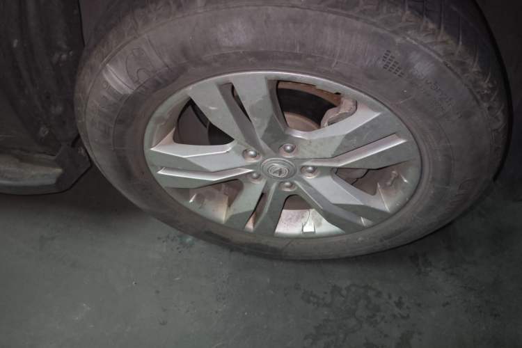 Used CHANGAN CS75 2016 1.8T Automatic Prestige Model China V Standard Right Front Wheel Hub