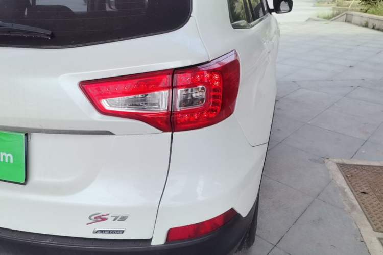 Used CHANGAN CS75 2016 2.0L Manual Luxury Version China V Standard Right Rear Taillight