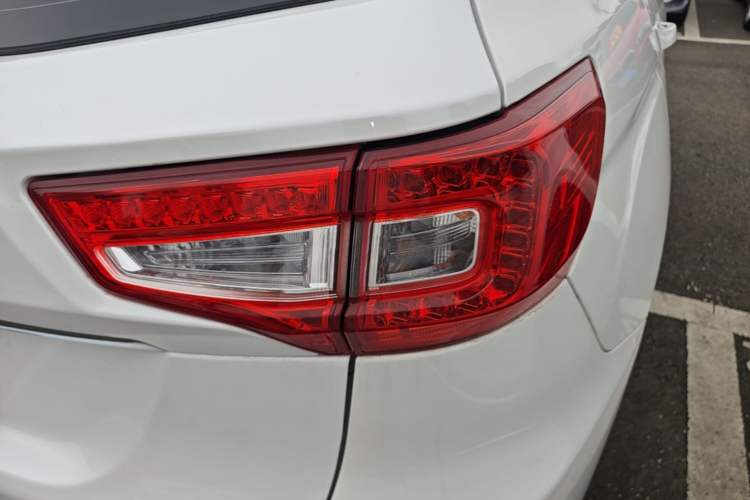 Used CHANGAN CS75 2016 1.8T Automatic Elite Model China IV Standard Right Rear Taillight