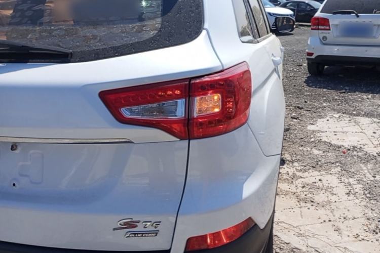Used CHANGAN CS75 2016 1.8T Automatic Elite Model China V Standard Right Rear Taillight
