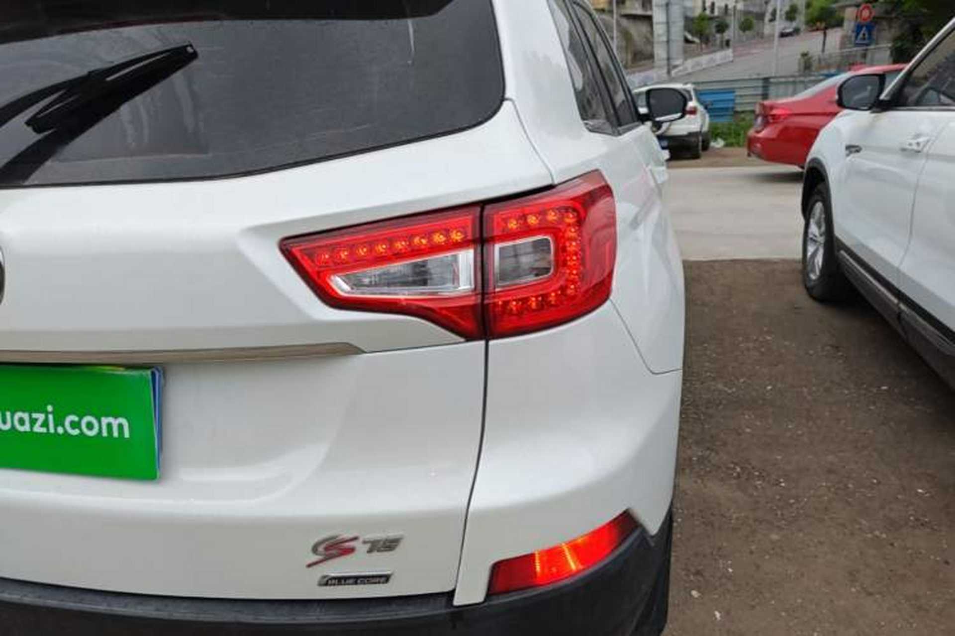 Used CHANGAN CS75 2016 1.8T Automatic Elite Model China V Standard Right Rear Taillight