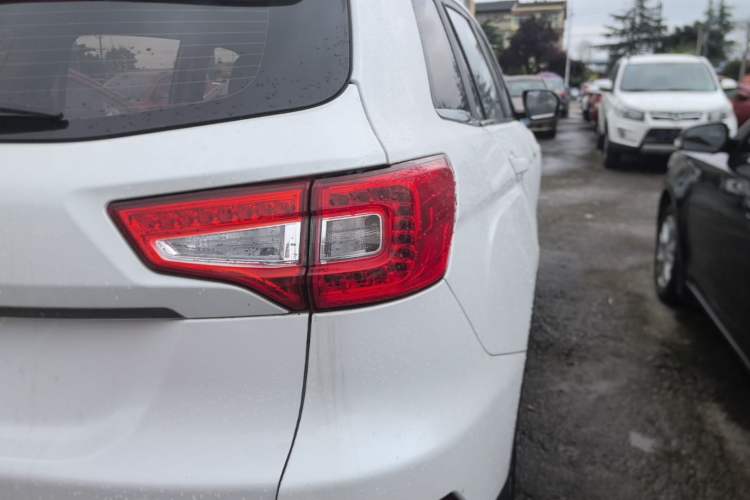 Used CHANGAN CS75 2016 1.8T Automatic Elite Model China V Standard Right Rear Taillight