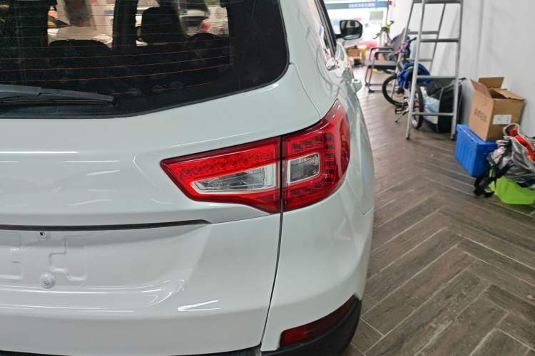 Used CHANGAN CS75 2016 1.8T Automatic Elite Model China V Standard Right Rear Taillight
