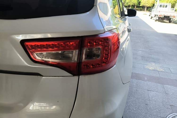 Used CHANGAN CS75 2016 1.8T Automatic Elite Model China V Standard Right Rear Taillight