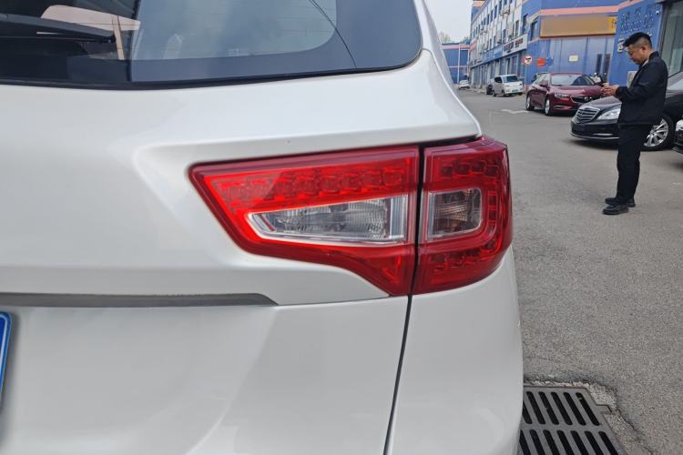 Used CHANGAN CS75 2016 1.8T Automatic Elite Model China V Standard Right Rear Taillight