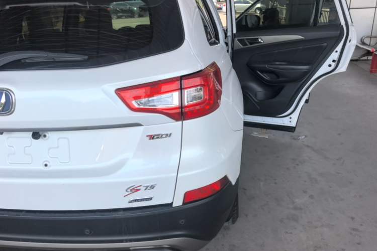 Used CHANGAN CS75 2016 1.5T Manual FENGSHANG Model Right Rear Taillight