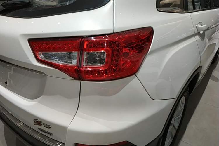 Used CHANGAN CS75 2016 2.0L Manual Leading Version China IV Standard Right Rear Taillight