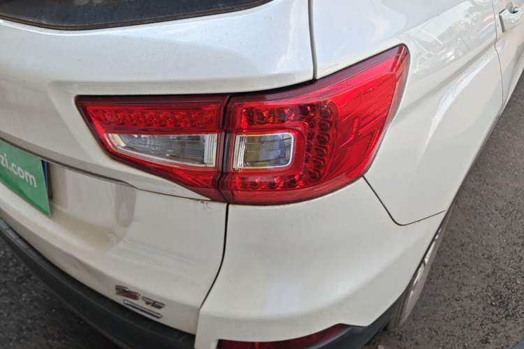 Used CHANGAN CS75 2016 1.8T Automatic Elite Model China V Standard Right Rear Taillight