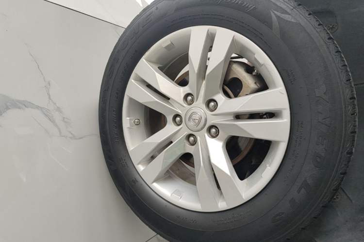 Used CHANGAN CS75 2016 1.8T Automatic Elite Model China IV Standard Right Rear Wheel Hub