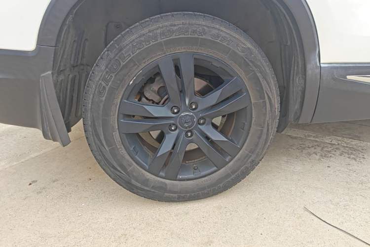 Used CHANGAN CS75 2016 1.8T Automatic Elite Model China V Standard Right Rear Wheel Hub