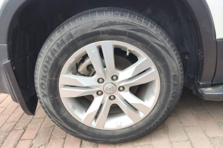 Used CHANGAN CS75 2016 1.8T Automatic Elite Model China V Standard Right Rear Wheel Hub