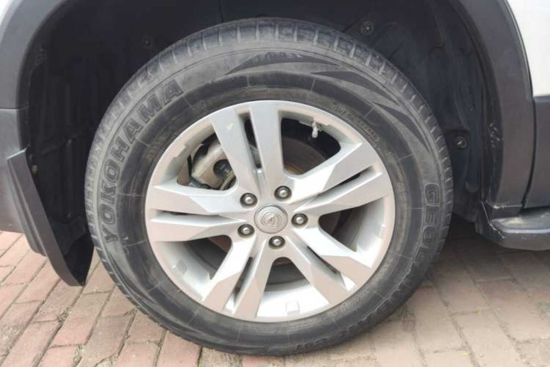 Used CHANGAN CS75 2016 1.8T Automatic Elite Model China V Standard Right Rear Wheel Hub