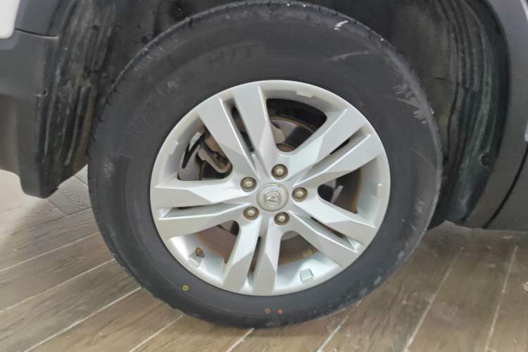 Used CHANGAN CS75 2016 1.8T Automatic Elite Model China V Standard Right Rear Wheel Hub