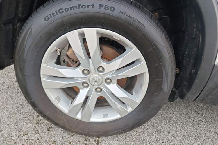 Used CHANGAN CS75 2016 1.8T Automatic Elite Model China V Standard Right Rear Wheel Hub