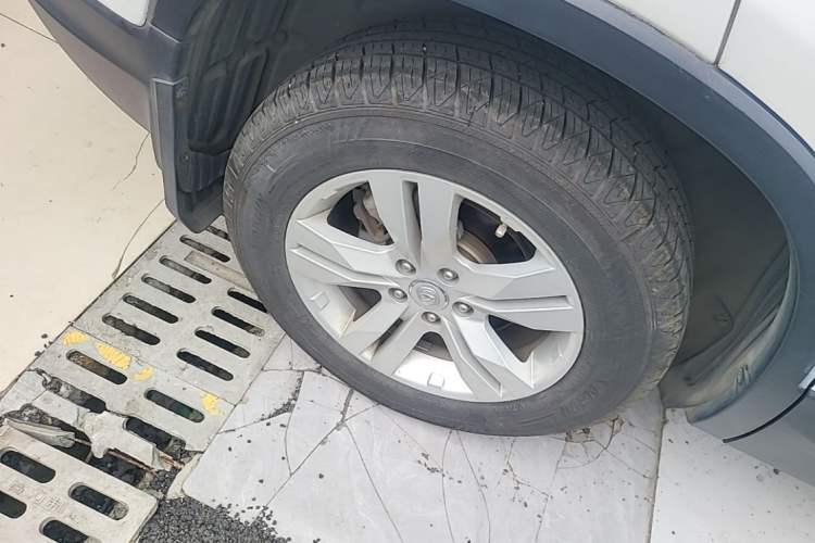 Used CHANGAN CS75 2016 1.8T Automatic Elite Model China V Standard Right Rear Wheel Hub