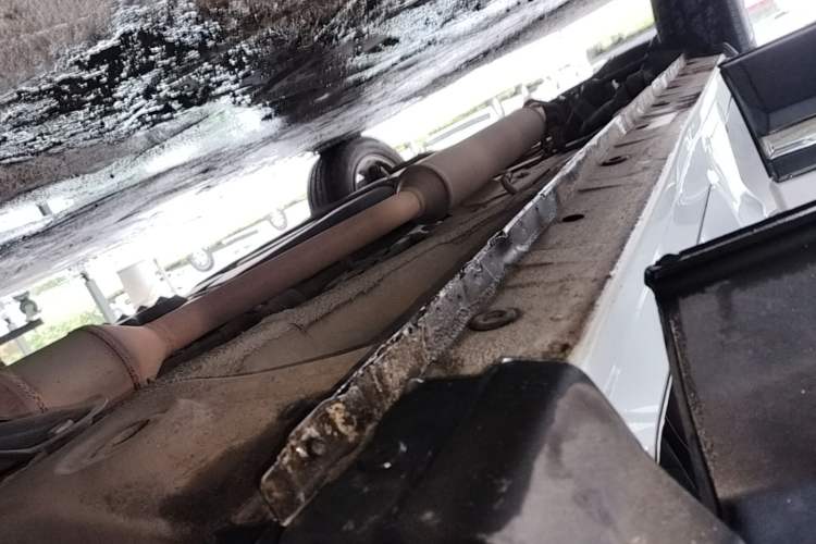 Used CHANGAN CS75 2016 1.8T Automatic Elite Model China V Standard Right Side Sill