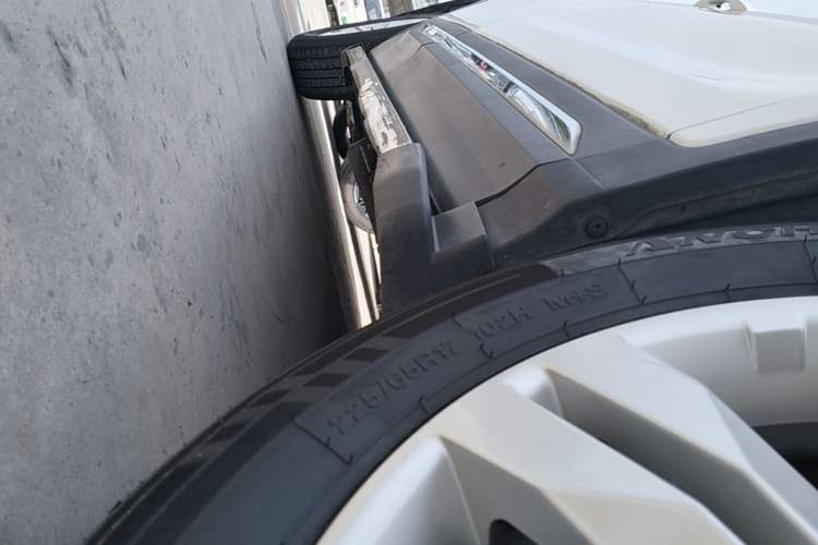 Used CHANGAN CS75 2016 1.8T Automatic Elite Model China V Standard Right Side Sill