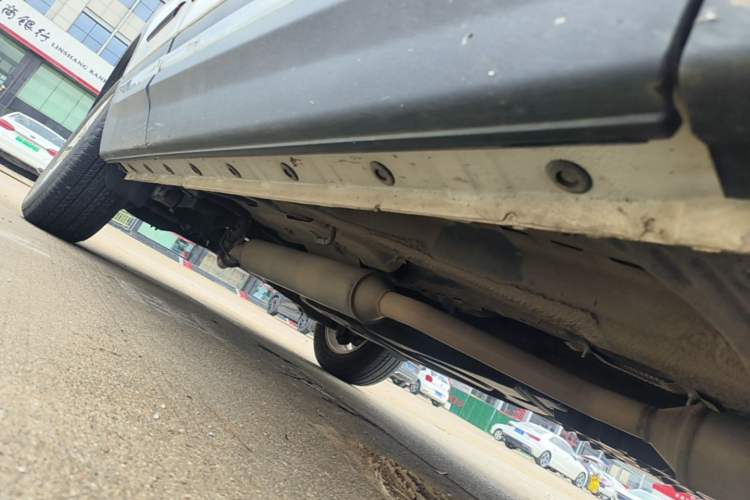 Used CHANGAN CS75 2016 1.5T Manual FENGSHANG Model Right Side Sill