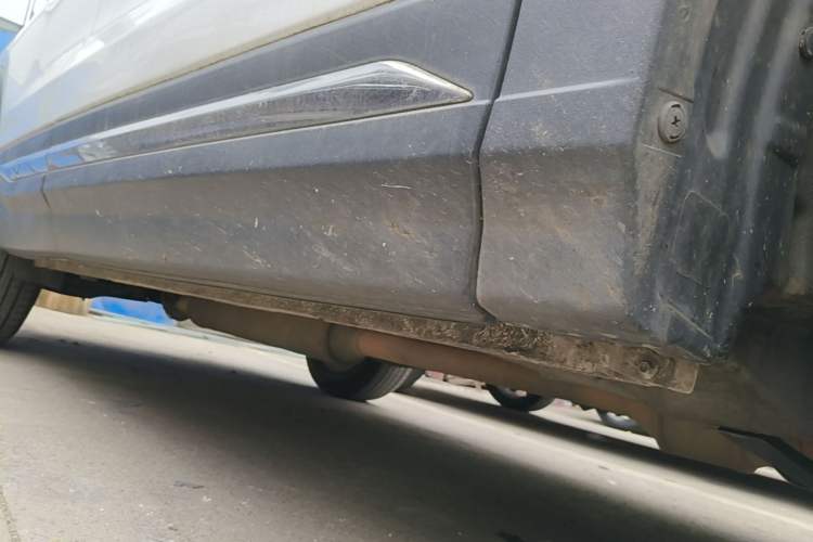 Used CHANGAN CS75 2016 1.5T Manual FENGSHANG Model Right Side Sill