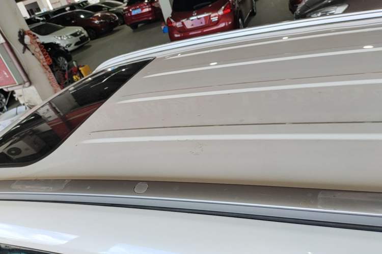 Used CHANGAN CS75 2016 1.8T Automatic Elite Model China IV Standard Roof