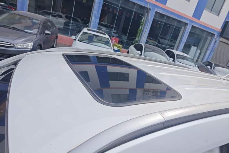 Used CHANGAN CS75 2016 1.8T Automatic Elite Model China V Standard Roof