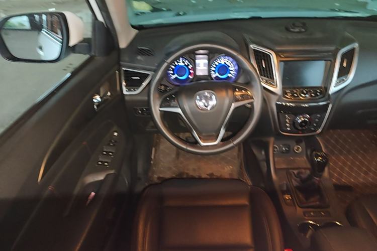 Used CHANGAN CS75 2016 2.0L Manual Leading Version China V Standard Steering Wheel