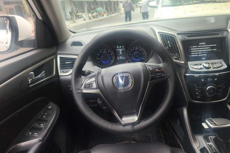 Used CHANGAN CS75 2016 1.8T Automatic Elite Model China V Standard Steering Wheel