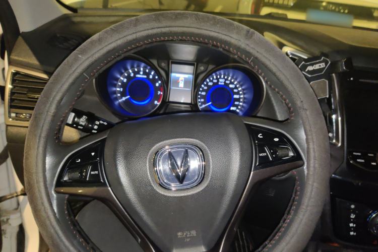 Used CHANGAN CS75 2016 2.0L Manual Luxury Version China V Standard Steering Wheel
