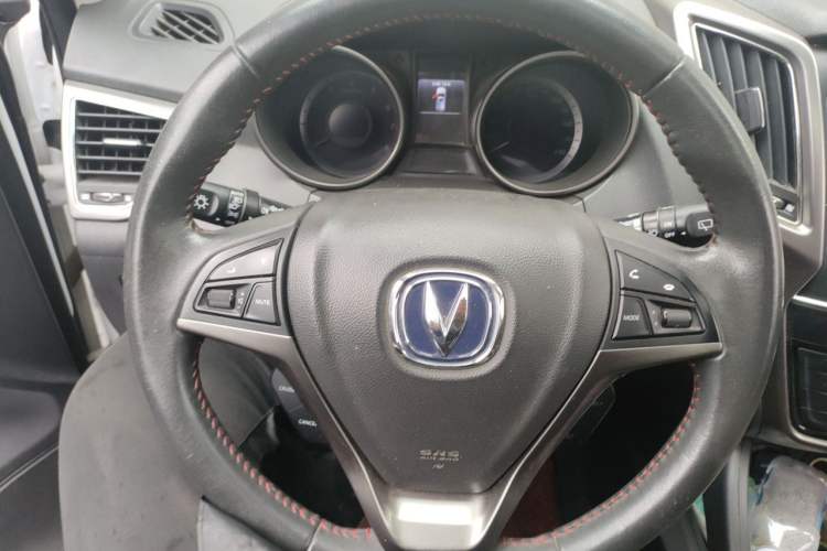 Used CHANGAN CS75 2016 1.8T Automatic Elite Model China V Standard Steering Wheel