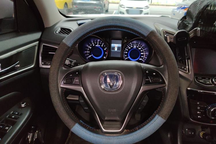 Used CHANGAN CS75 2016 1.8T Automatic Elite Model China V Standard Steering Wheel