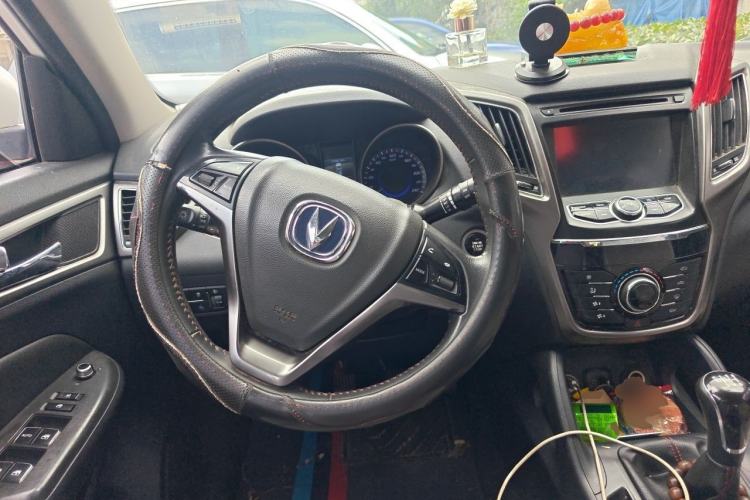Used CHANGAN CS75 2016 2.0L Manual Luxury Version China V Standard Steering Wheel