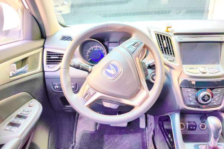 Used CHANGAN CS75 2016 1.8T Automatic Elite Model China V Standard Steering Wheel