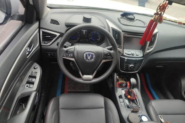 Used CHANGAN CS75 2016 1.8T Automatic Elite Model China V Standard Steering Wheel