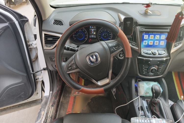 Used CHANGAN CS75 2016 1.8T Automatic Elite Model China IV Standard Steering Wheel