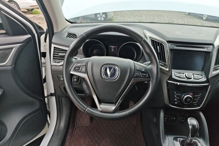 Used CHANGAN CS75 2016 1.8T Automatic Elite Model China IV Standard Steering Wheel