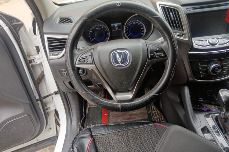 Used CHANGAN CS75 2016 1.8T Automatic Elite Model China V Standard Steering Wheel