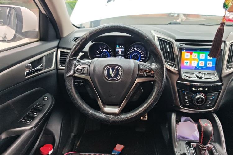 Used CHANGAN CS75 2016 1.8T Automatic Elite Model China V Standard Steering Wheel