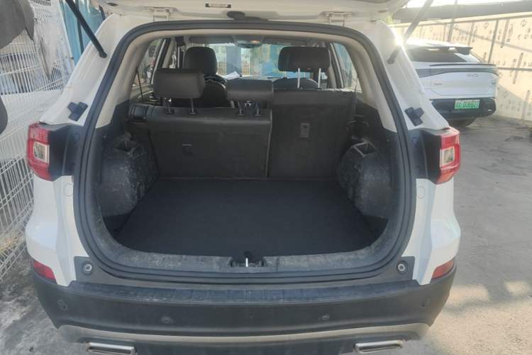 Used CHANGAN CS75 2016 1.5T Manual FENGSHANG Model Trunk