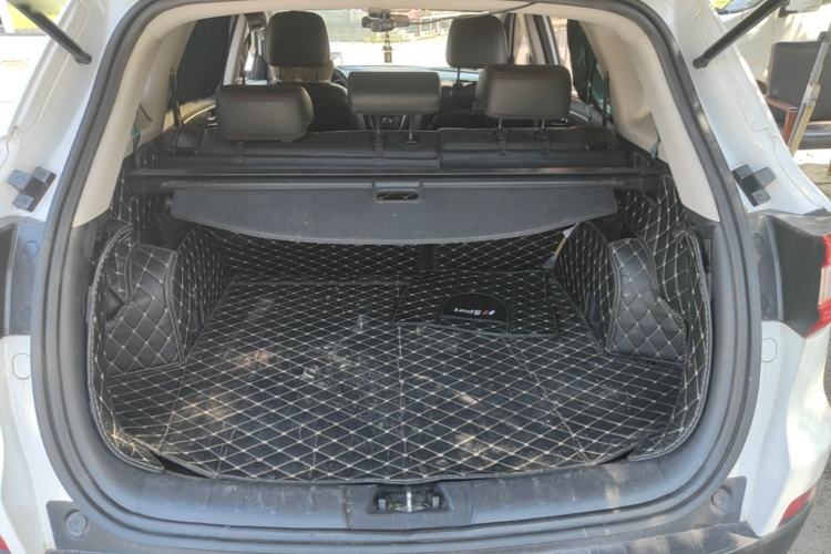 Used CHANGAN CS75 2016 1.8T Automatic Elite Model China IV Standard Trunk