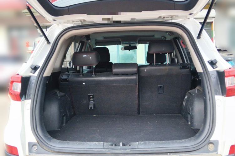Used CHANGAN CS75 2016 1.8T Automatic Elite Model China V Standard Trunk