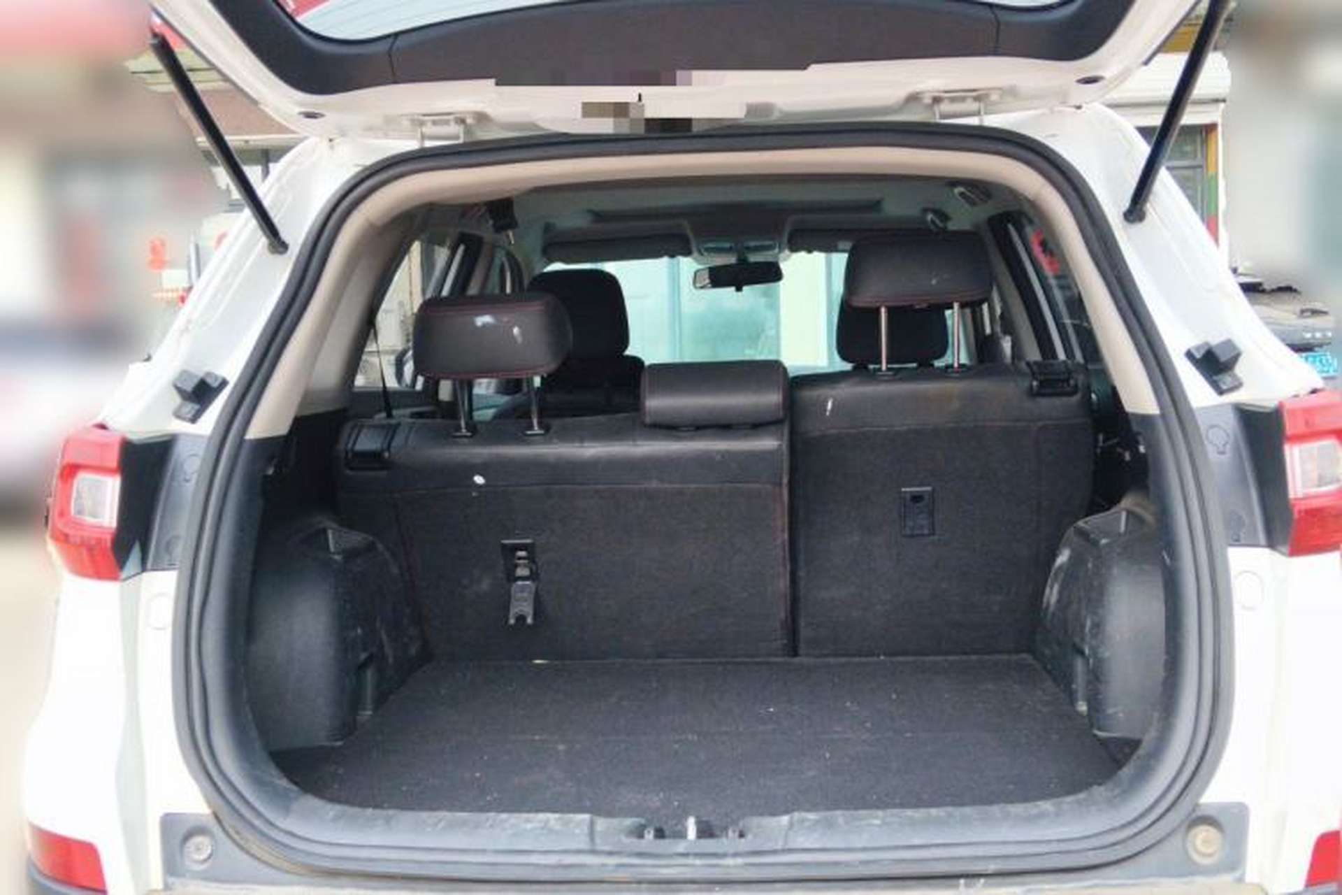 Used CHANGAN CS75 2016 1.8T Automatic Elite Model China V Standard Trunk