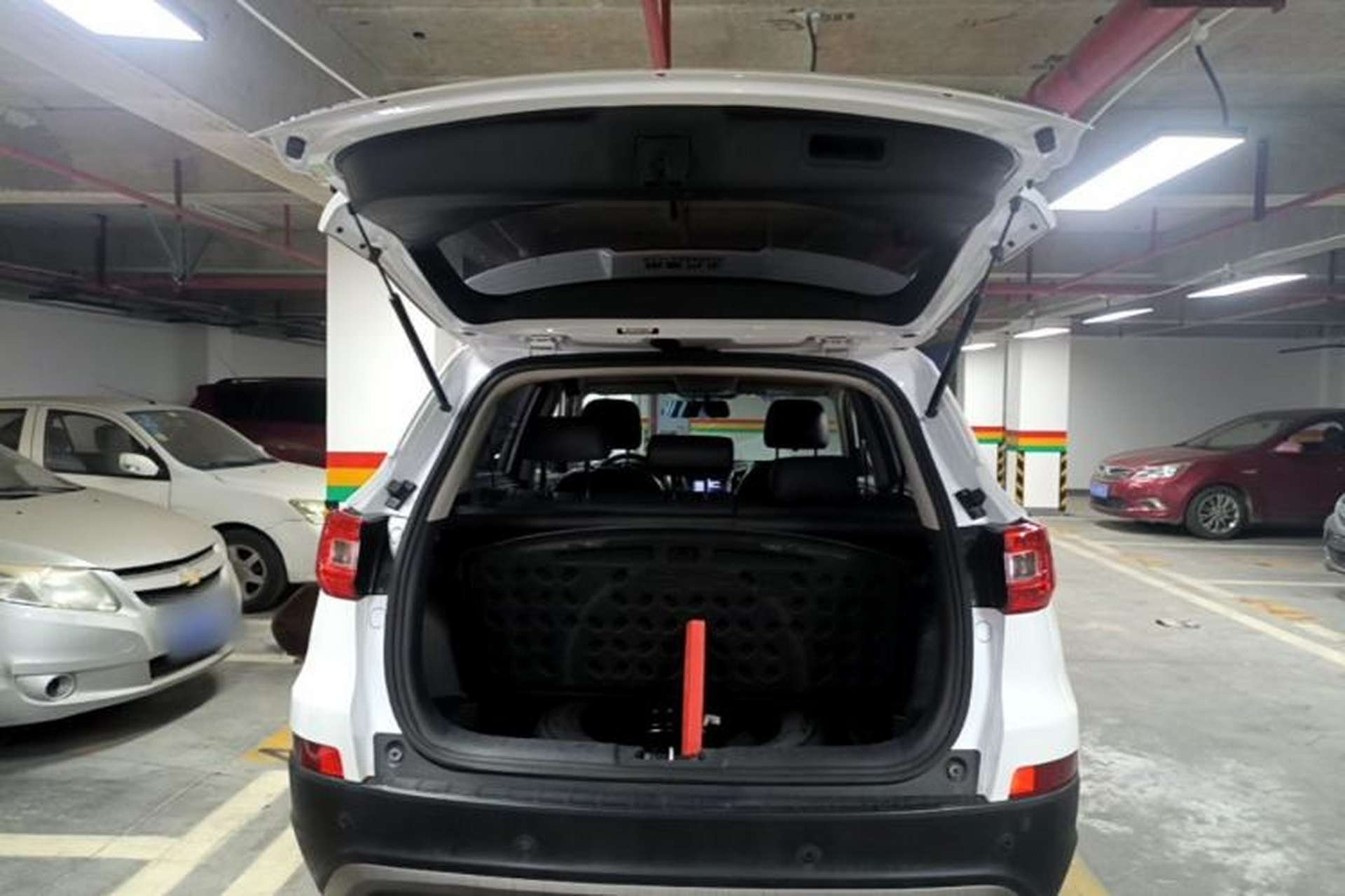 Used CHANGAN CS75 2016 1.8T Automatic Elite Model China V Standard Trunk