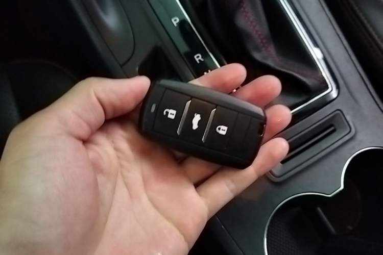 Used CHANGAN CS75 2016 1.8T Automatic Elite Model China V Standard Vehicle Key
